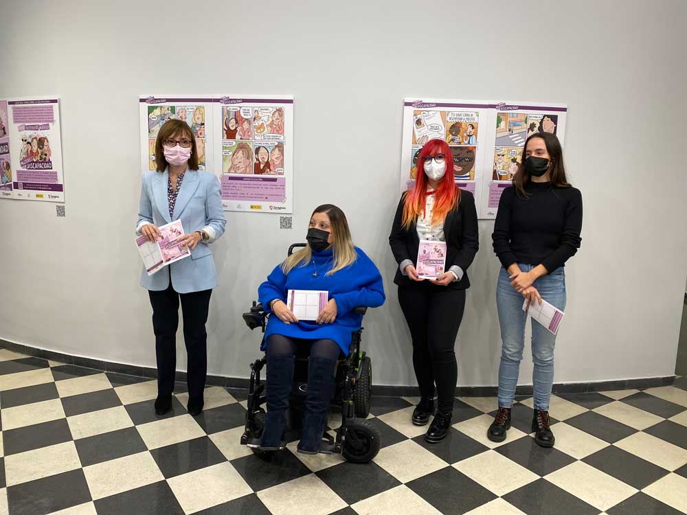 Inauguración de la exposición de cómic sobre mujeres con discapacidad